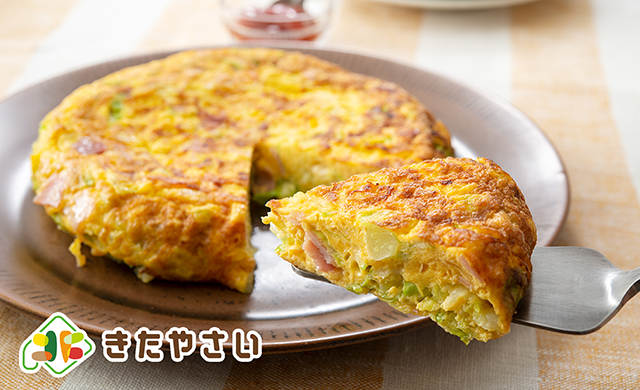 キャベツとハムのチーズオムレツ